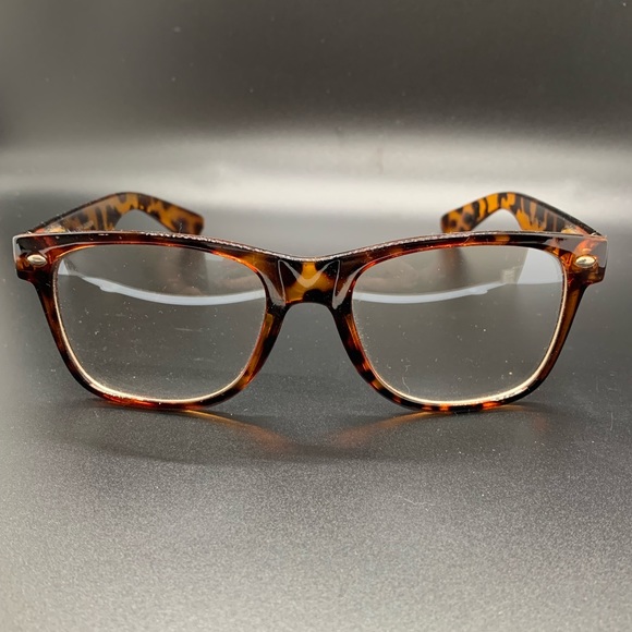 Tortoise Shell Fashion Eyeglasses - Picture 3 of 4